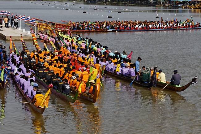 Phimai boat races-137